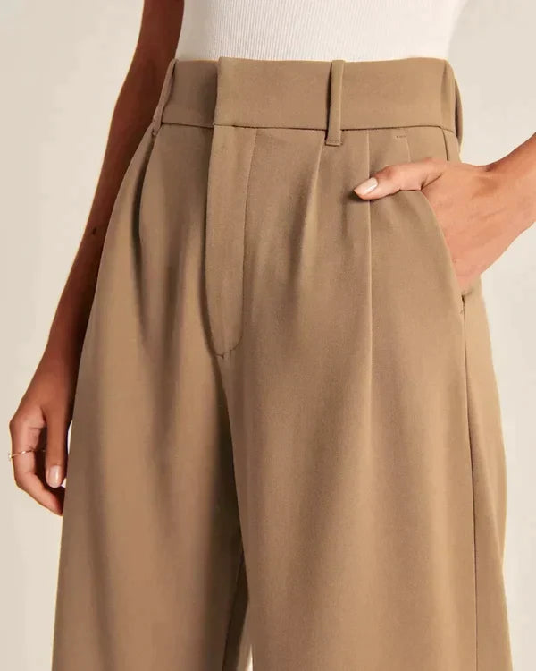 Avelora – Tijdloze Damesbroek met Elegante Pasvorm