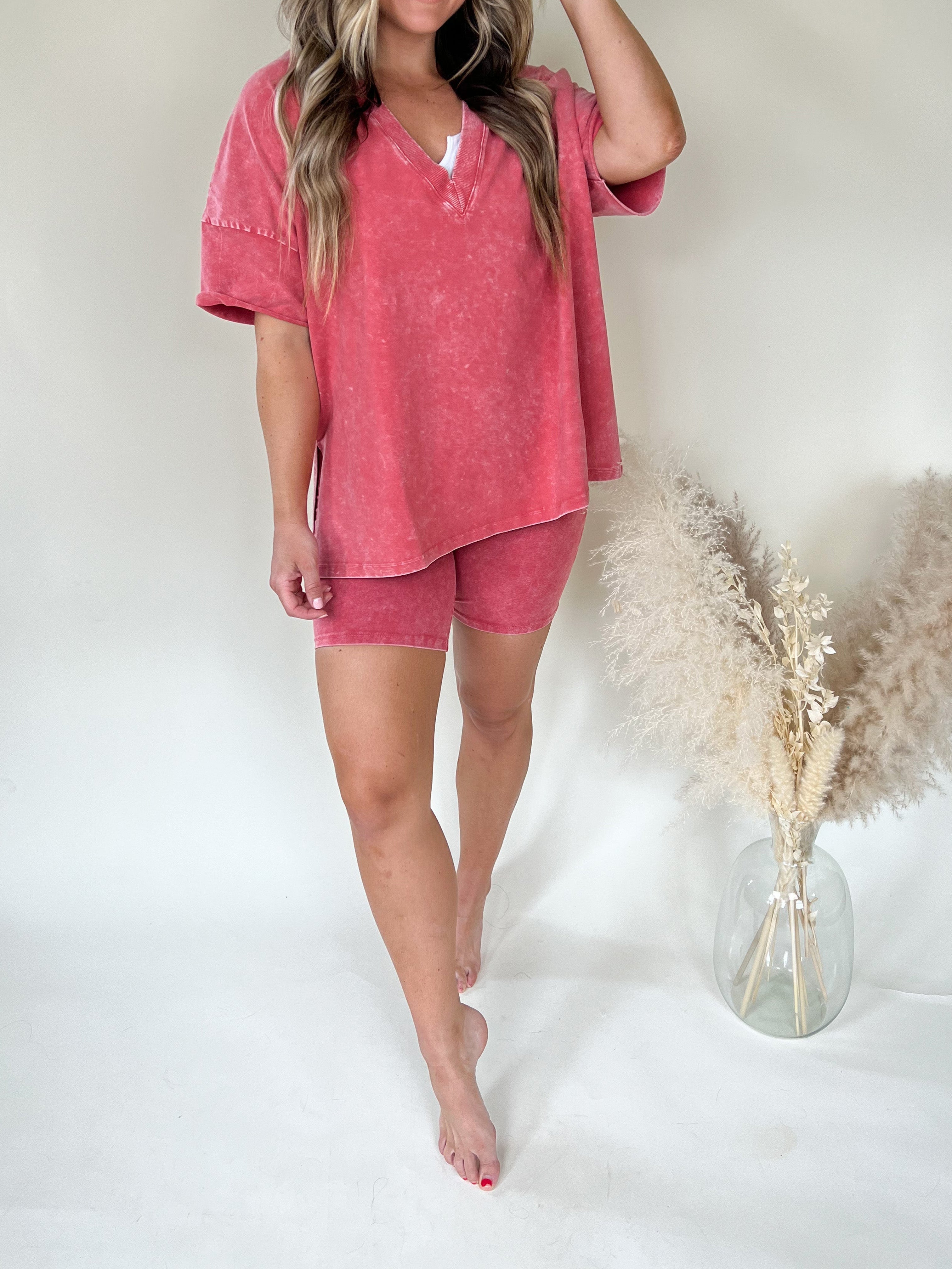 Solmira – Lichte dames zomerset met relaxed T-shirt en short in zachte stof