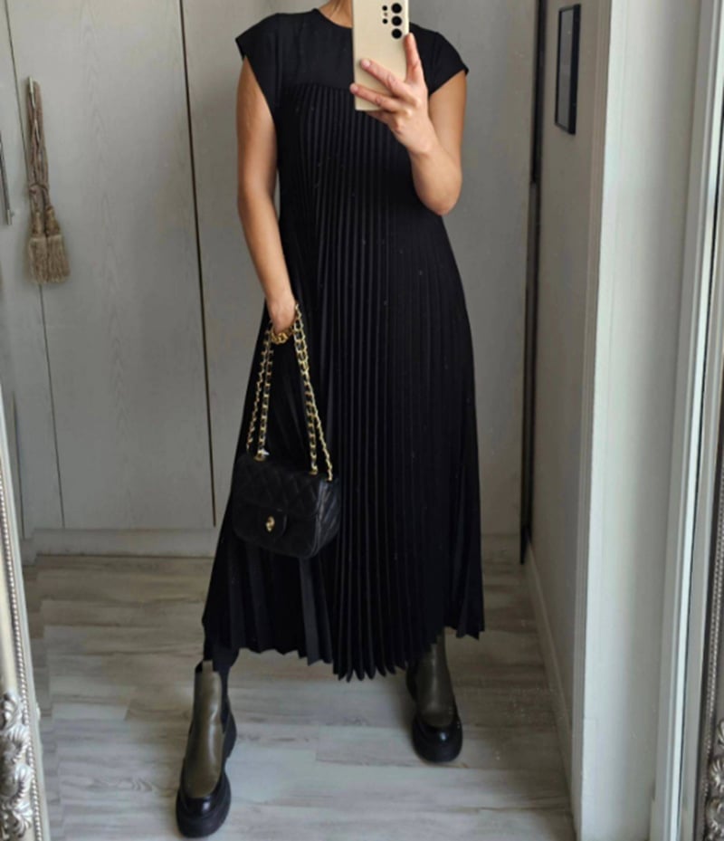 Dames elegante jurk met comfortabele pasvorm en tijdloos design