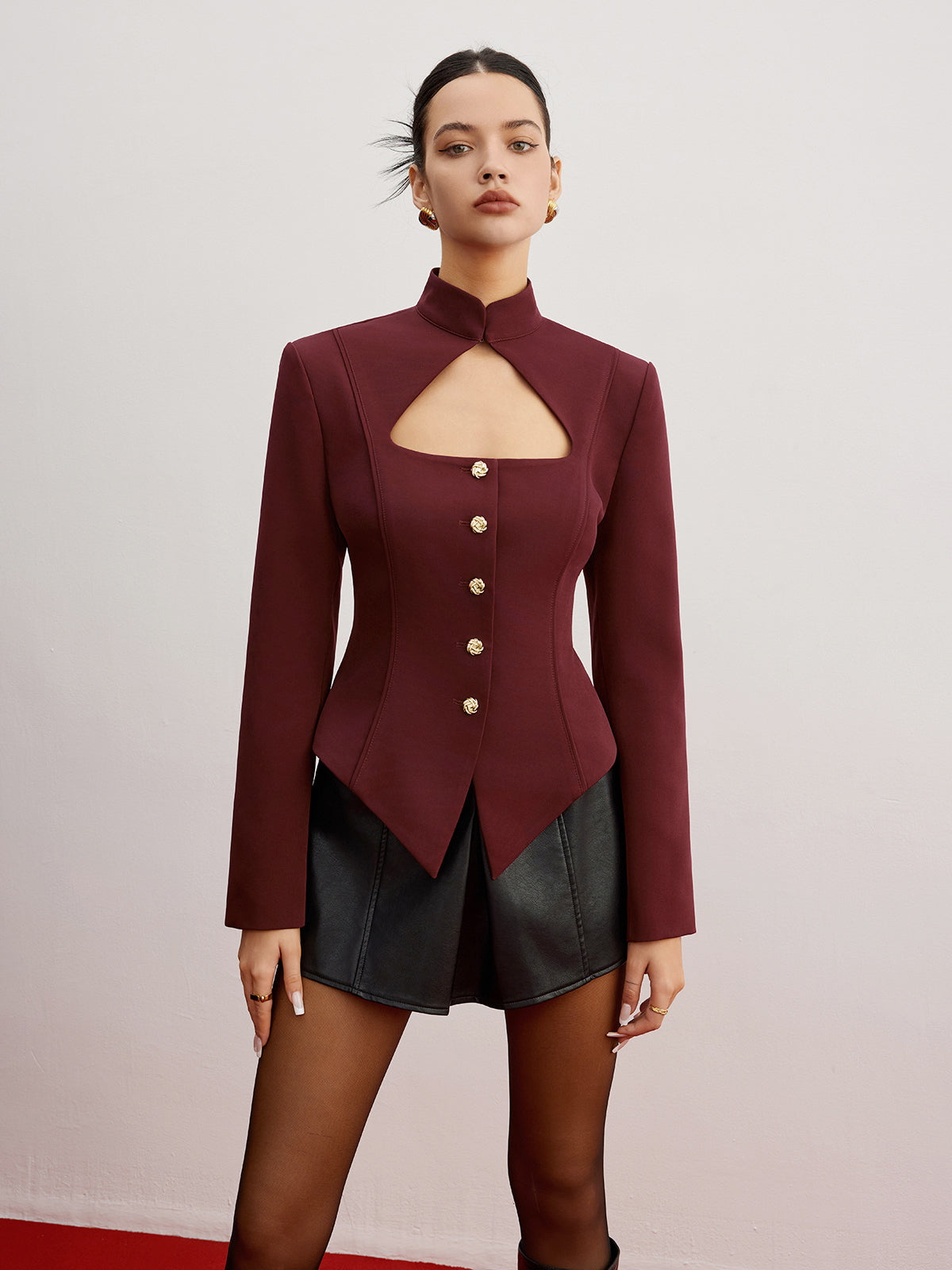 Marvella Slanke Blazer met Schoudervullingen – Elegant, Gestructureerd en Tijdloos Stijlvol