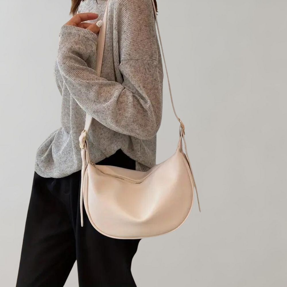 Lunéra – Minimalistische Crossbody Tas van Zacht PU-leer