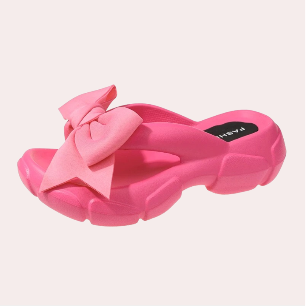 Lioraé – Verfijnde Ergonomische Zomerslippers met Strik en Sleehak