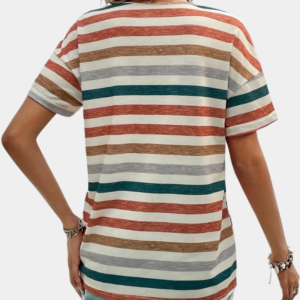 Lioraya – Gestreept dames T-shirt met flatterende pasvorm en tijdloze charme