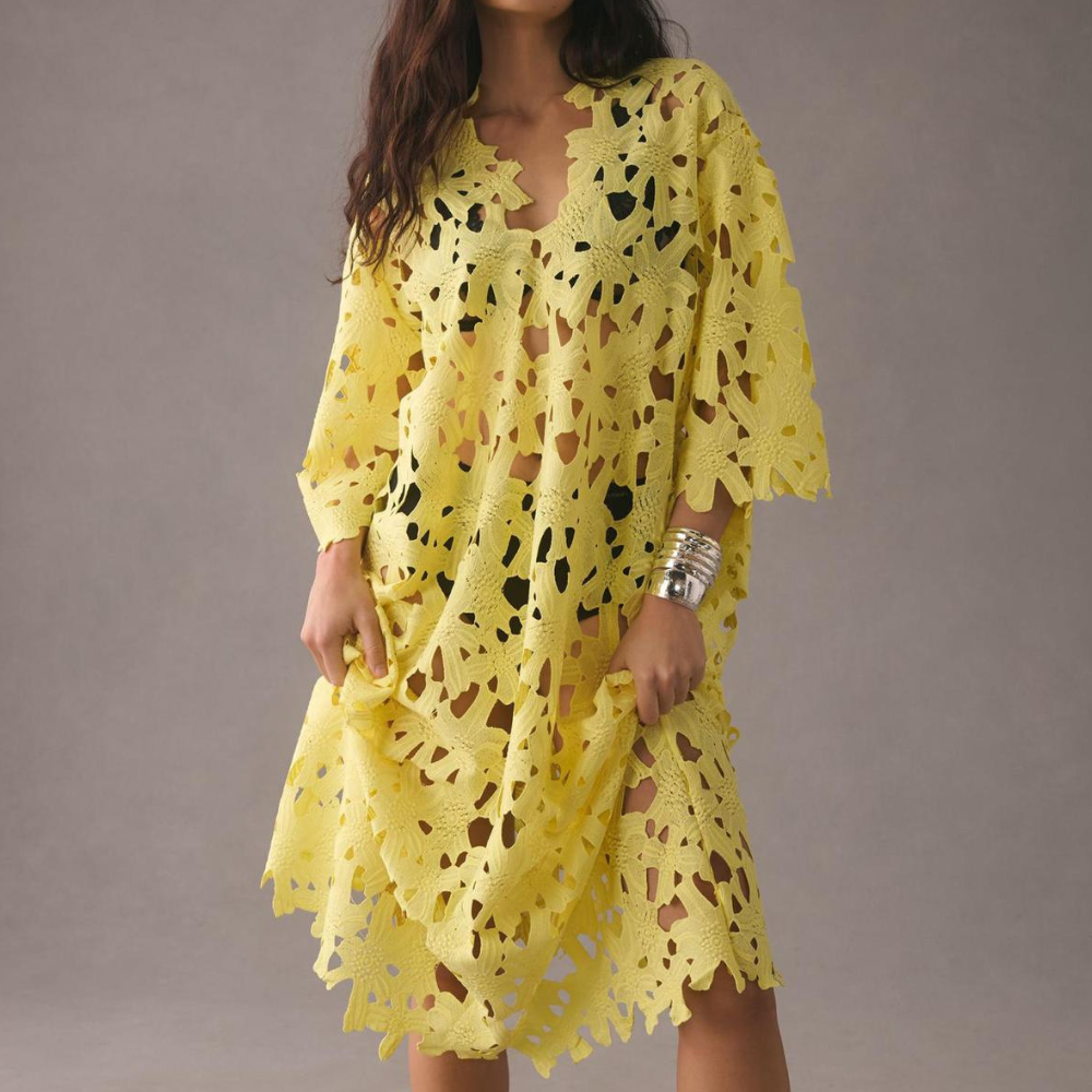Acatila – Zomerjurk met Geborduurde Bloemen en Elegante Vakantieflair