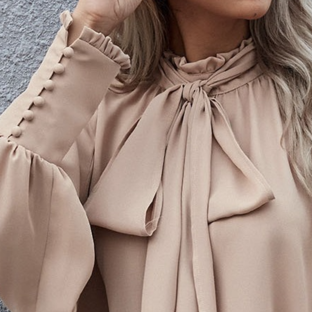 Selvianne Elegante Damesblouse met Strik – Tijdloze Klasse en Verfijnde Vrouwelijkheid