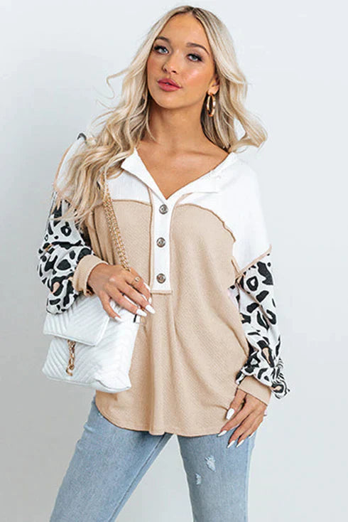 Savrienne – Dames Patchwork Top met Luipaardmouwen, Casual & Trendy