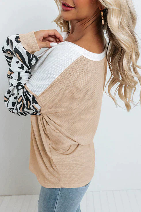 Savrienne – Dames Patchwork Top met Luipaardmouwen, Casual & Trendy