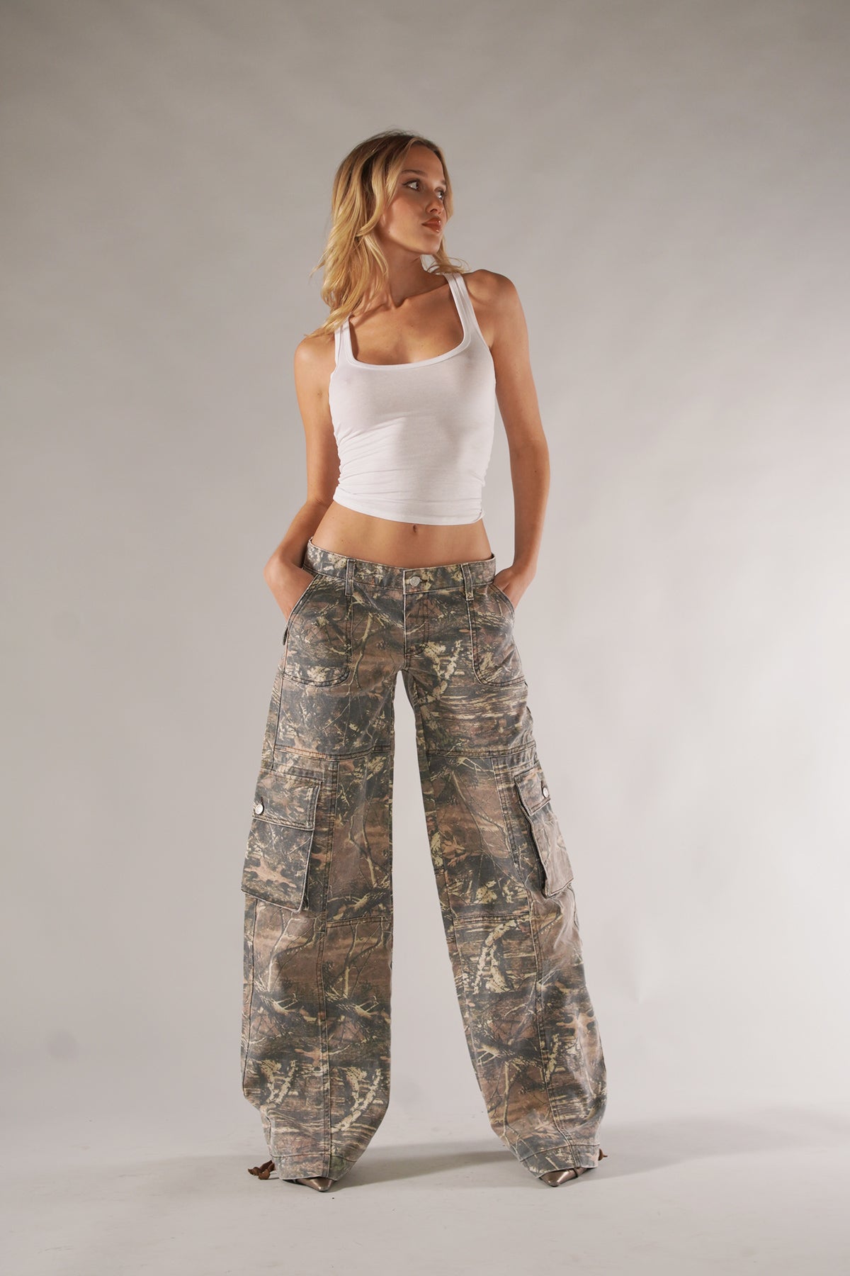 Rania Cargo Broek – Stoer, Comfortabel & Vol Zelfvertrouwen