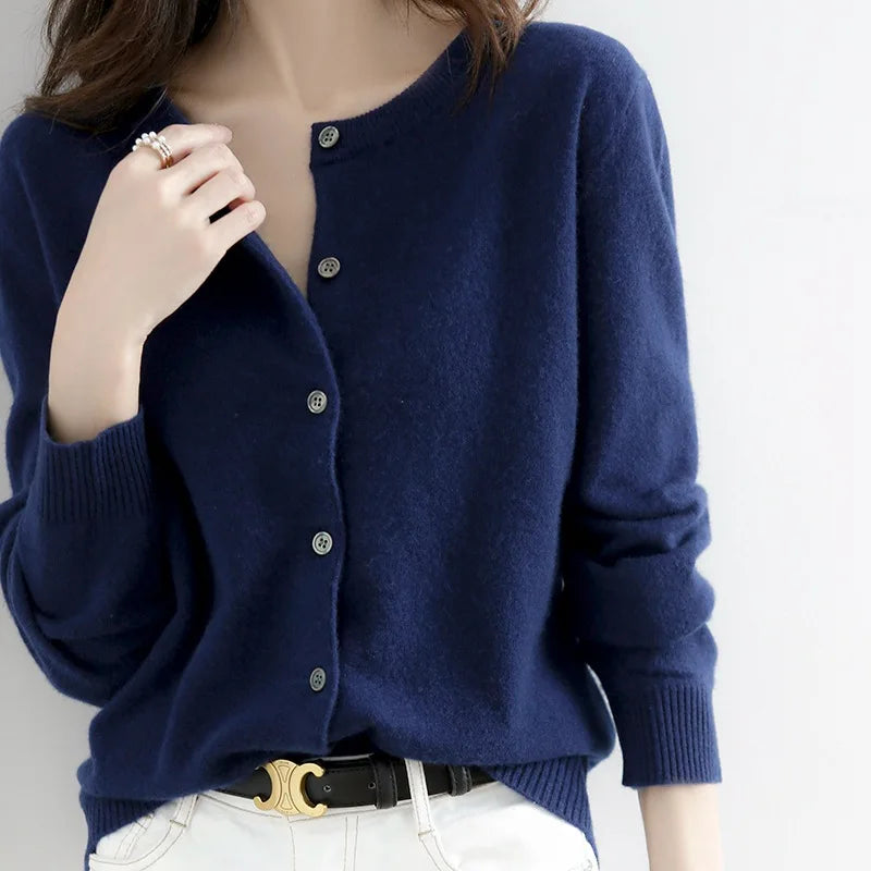 Celestine Cashmere Cardigan – tijdloze damescardigan met luxe zachtheid en klassieke knoopsluiting