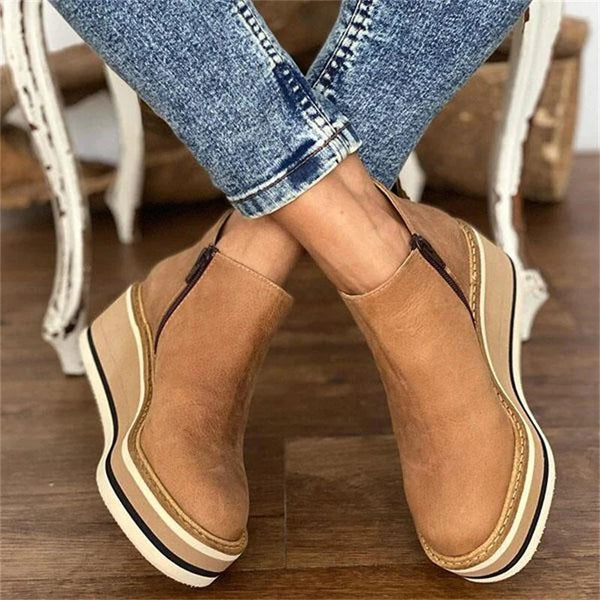 Elvira Boots – Stijlvolle lage enkellaarzen met luxe afwerking