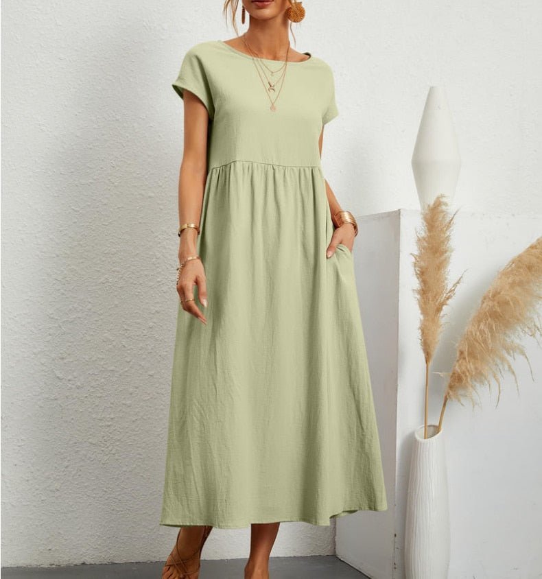 Virelle – Minimalistische zomerjurk met losse pasvorm en elegante eenvoud