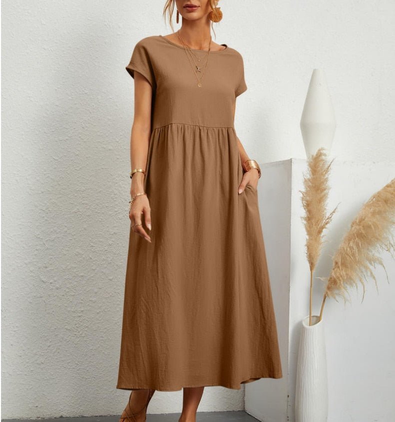 Virelle – Minimalistische zomerjurk met losse pasvorm en elegante eenvoud
