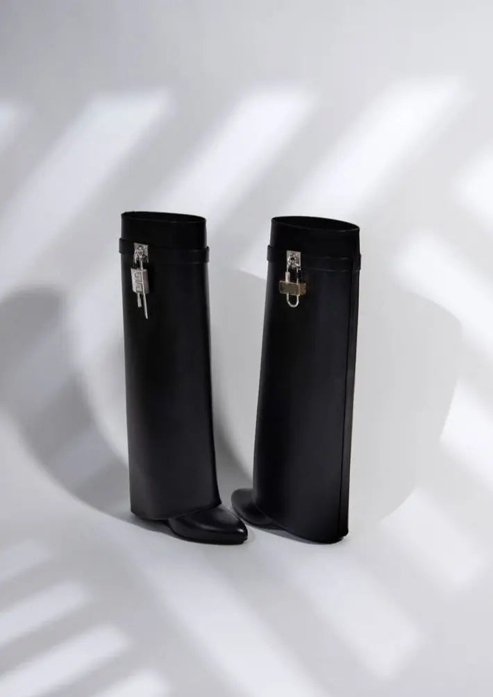 Vionne Laarzen – Elegante Sculptuur in Comfort en Stijl