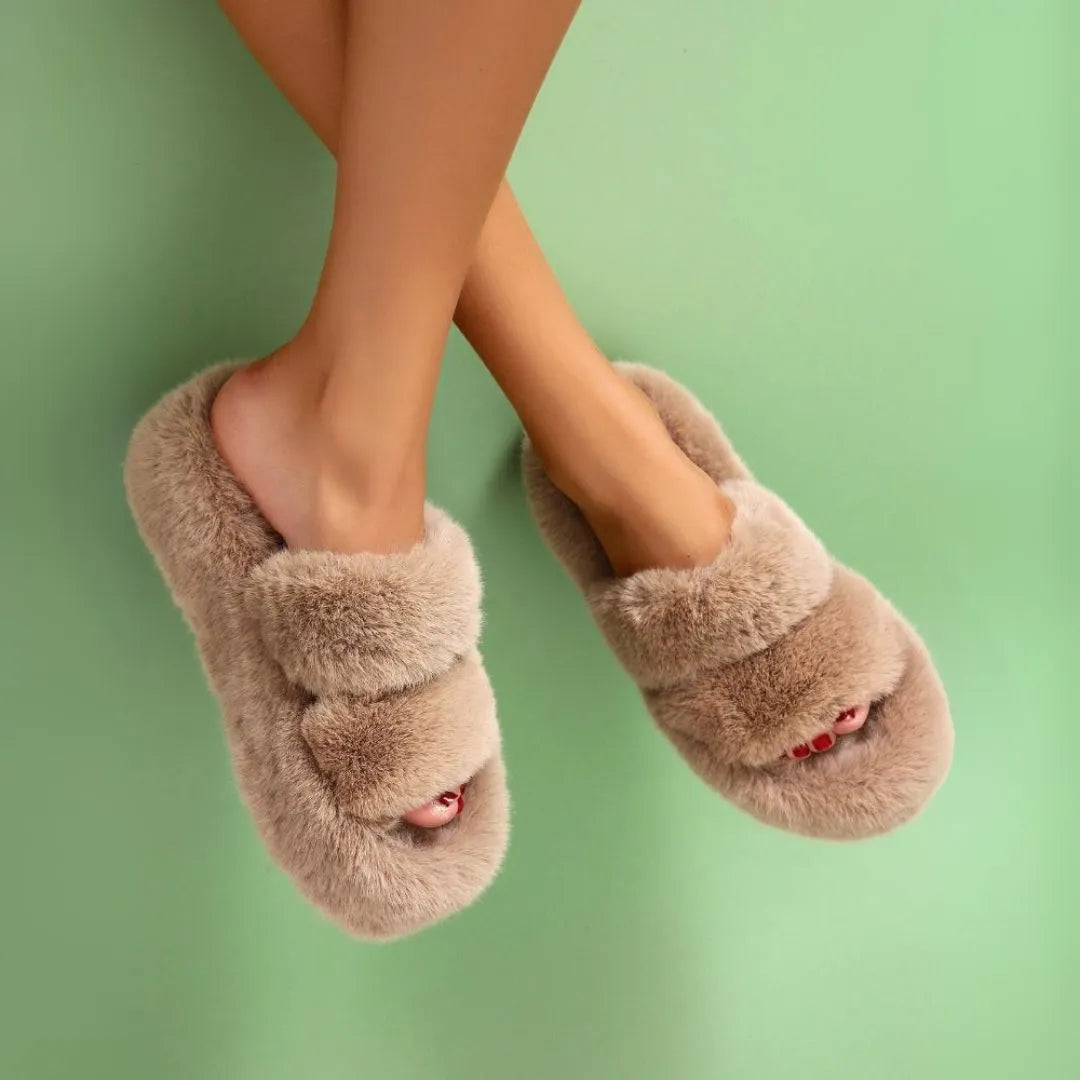 Celestine – Luxe dames pantoffels van ultrazacht kunstbont met elegante structuur