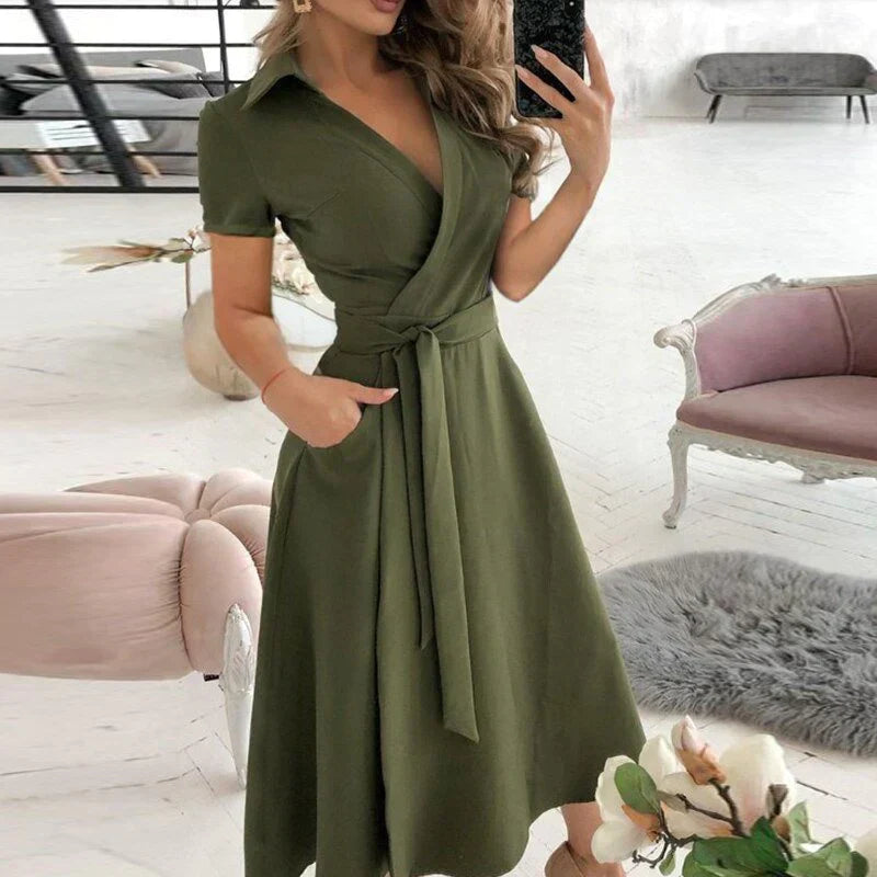 Isadora - A-lijn Stropdasjurk met Praktische Zakken voor een Elegante Look