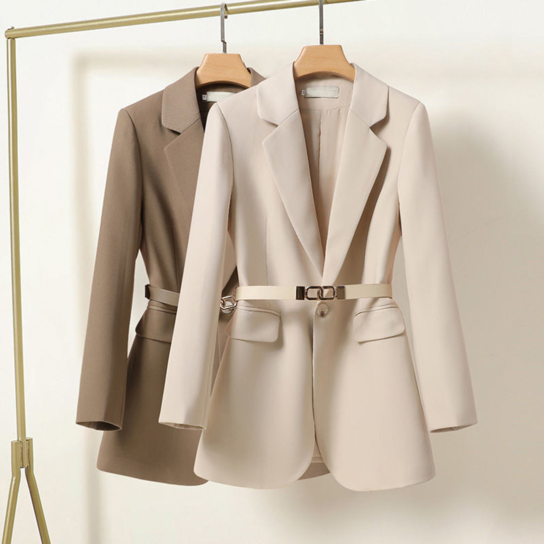 Elayne Lange Blazer met Riem – Tijdloze Elegantie voor de Moderne Vrouw