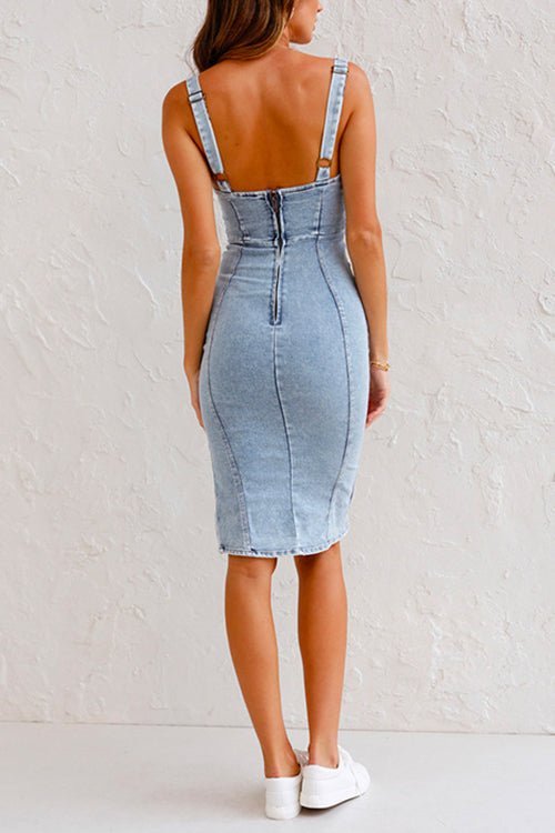 Sara - Trendy Denim Jurk met Verstelbare Schouderbanden en Verleidelijk Hoge Split voor een Modebewuste Look