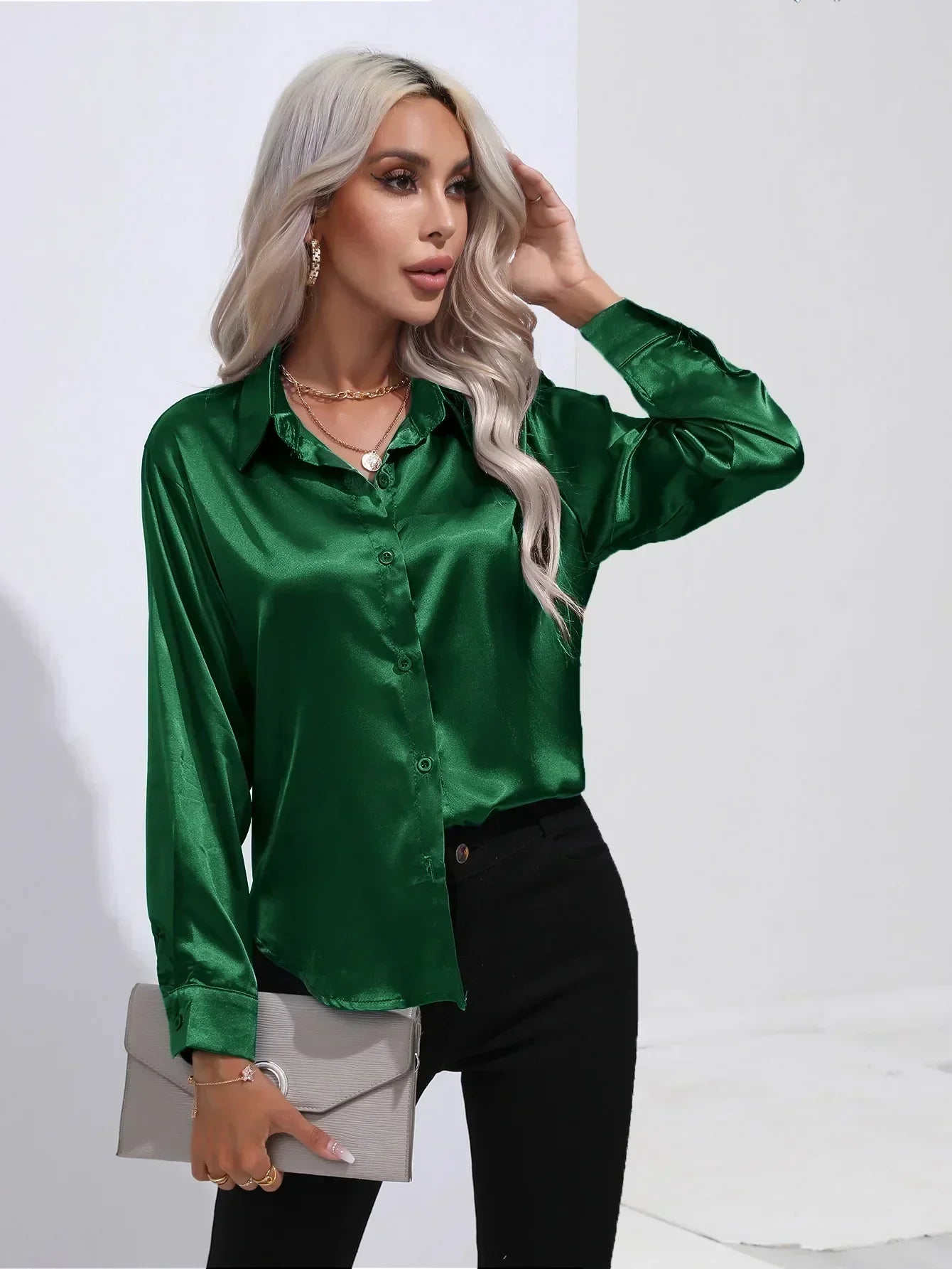 Serenya – Satijnen Blouse met Lange Mouwen, Elegant & Tijdloos voor Kantoor en Events