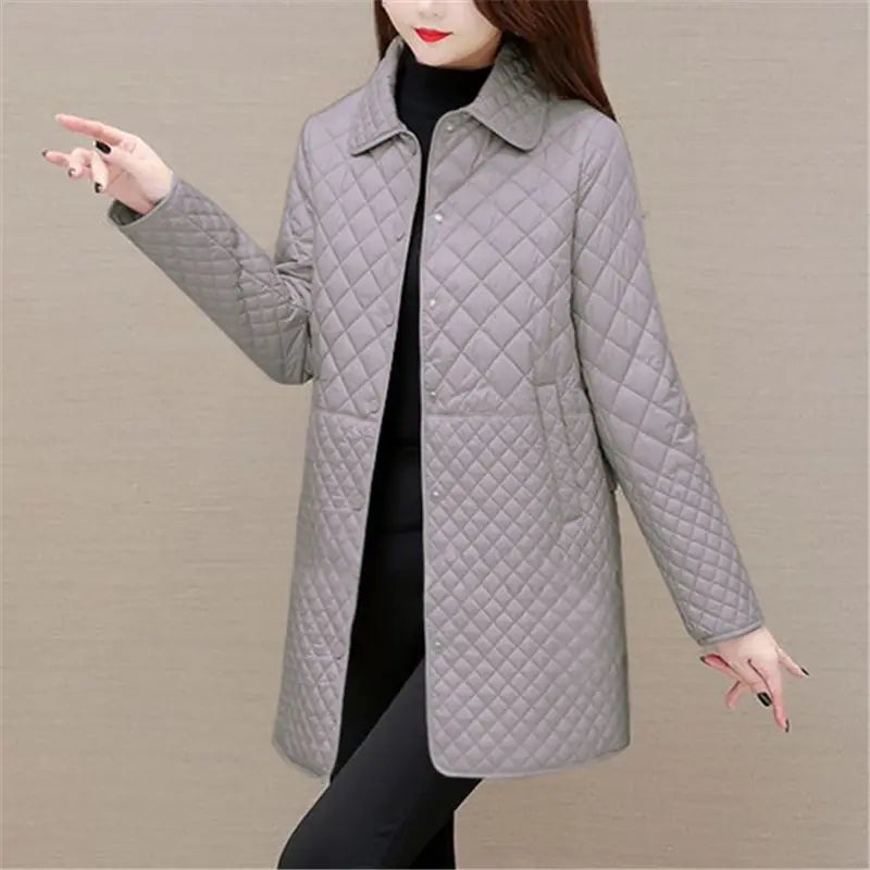 Camille Quilted Coat – gewatteerde damesjas met ruitmotief en tijdloze elegantie