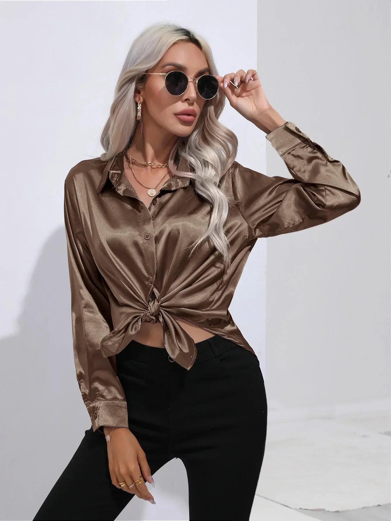 Serenya – Satijnen Blouse met Lange Mouwen, Elegant & Tijdloos voor Kantoor en Events