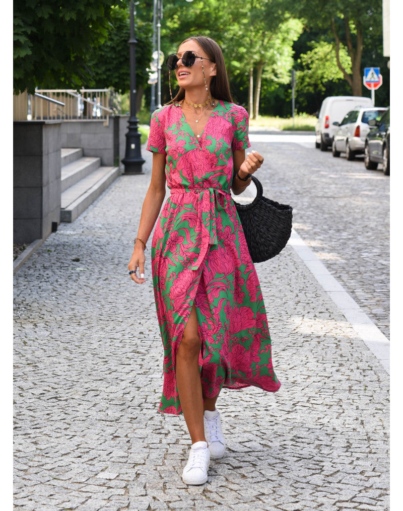 Floravienne – Zomerse bloemenjurk met diepe V-hals en hoge split