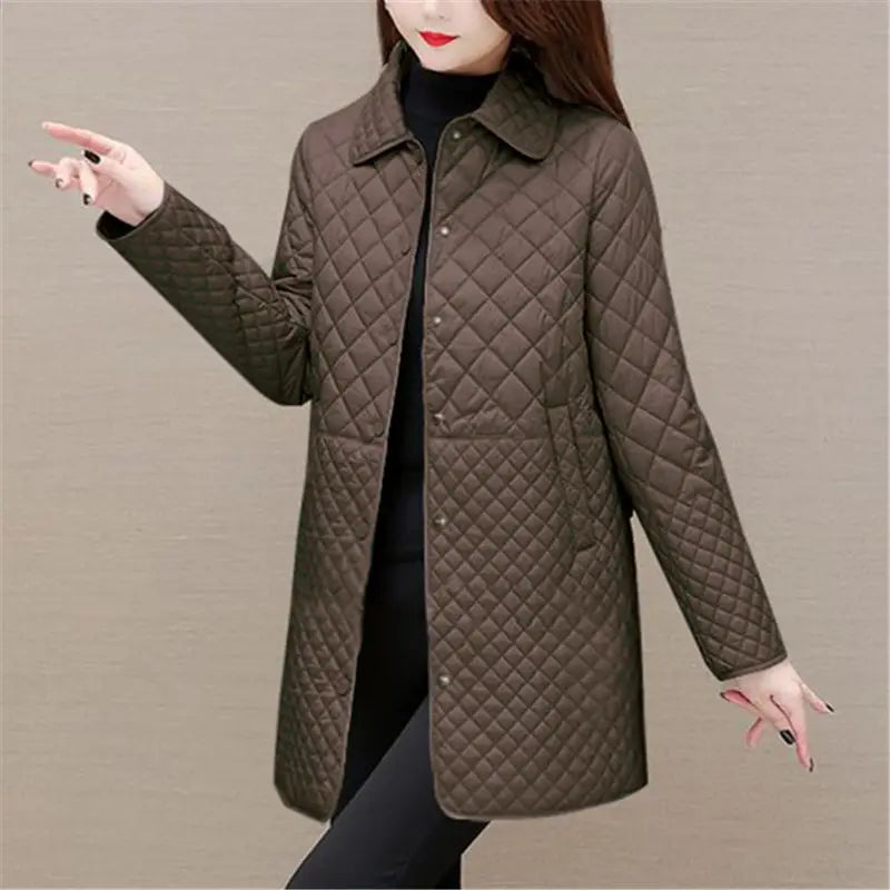 Camille Quilted Coat – gewatteerde damesjas met ruitmotief en tijdloze elegantie