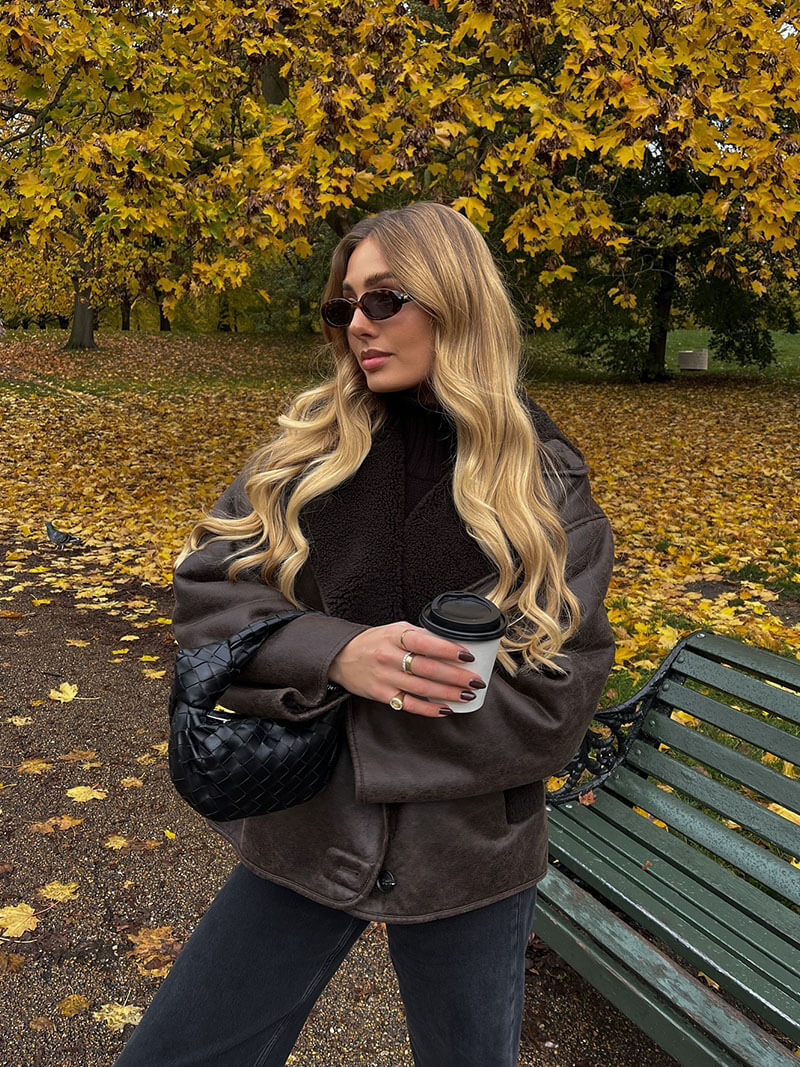 Maren Kunstleer-Fleece Jack – Tijdloze Warmte met een Stoere Touch