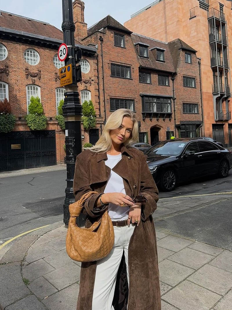 Amelise Vegan Suede Trench – Tijdloze Luxe in een Duurzame Vorm