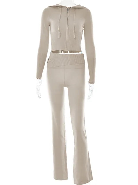 Meliora Trendy Trainingspak met Crop Top en Flared Broek – Stijlvol, Comfortabel en Vrouwelijk