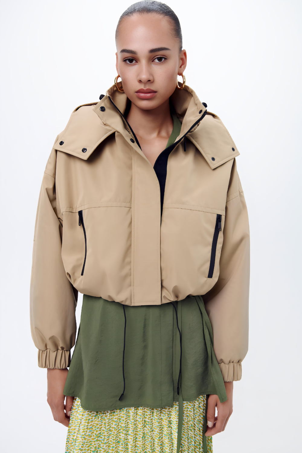 Aurea Hooded Jacket – Modern Comfort met Stijlvolle Simpliciteit