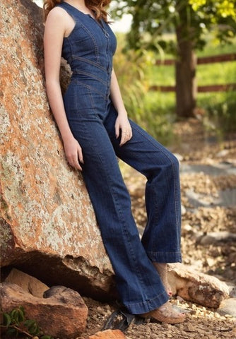 Soraya – Denim dames jumpsuit met open rug en hartvormig detail