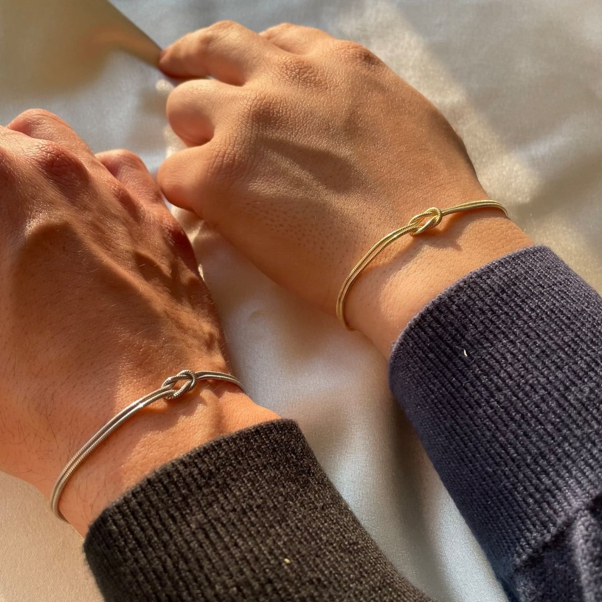 Seraphina - Elegante Liefdesknoop Armband van Hoogwaardige Kralen voor een Tijdloze Look