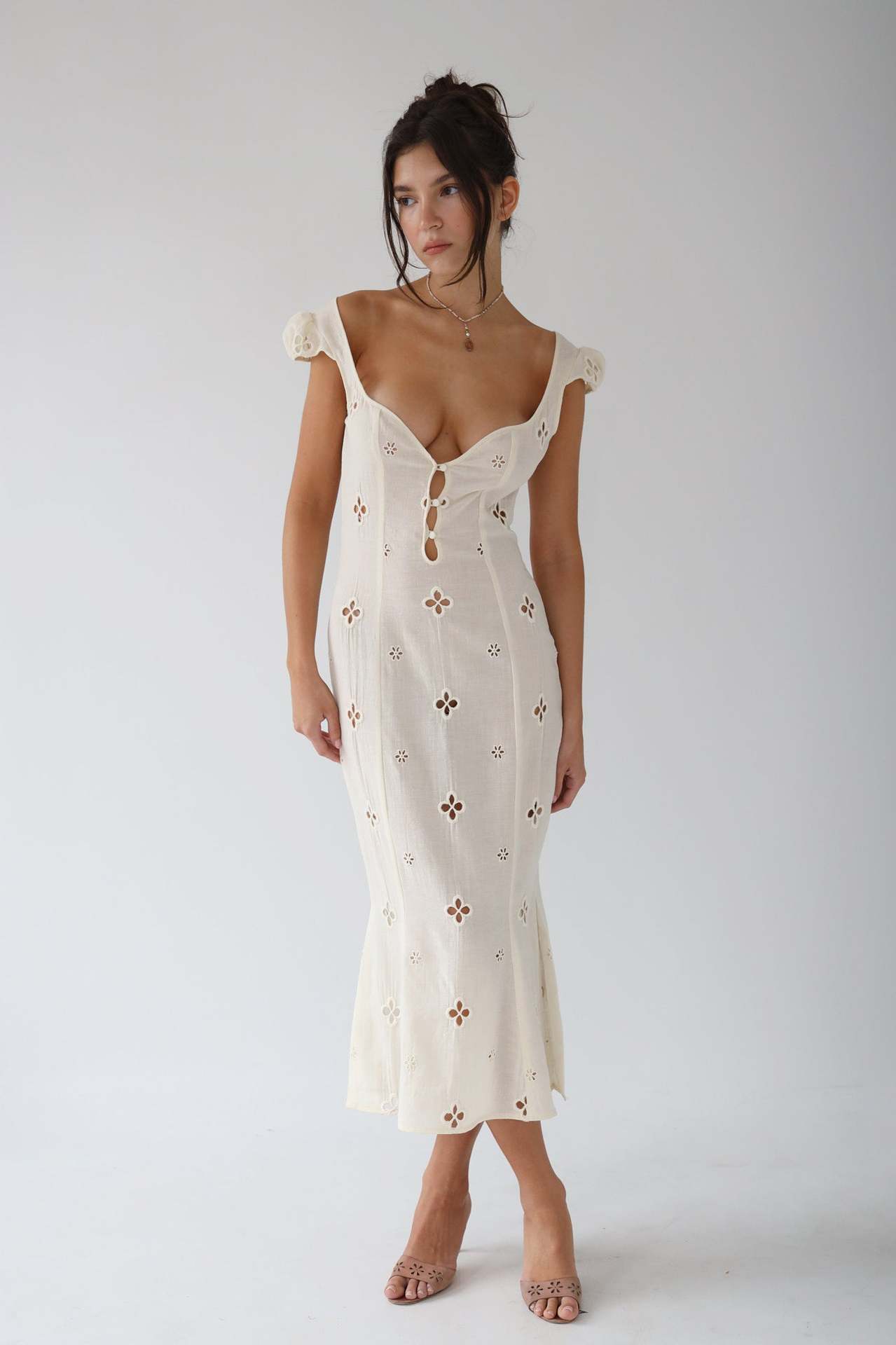 Isavella – Katoenen midi-jurk met vintage borduursels