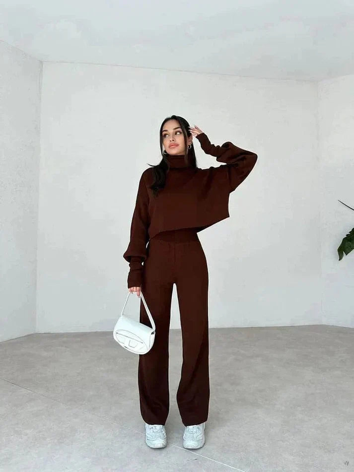 Solvienne – Tweedelige Set met Rolkraag, Stijlvol & Comfortabel voor Herfst en Winter