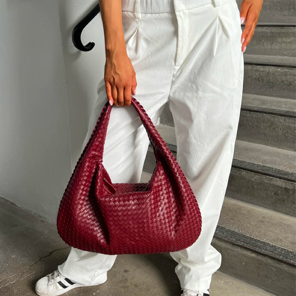 Elaréa – Gewoven Design Schoudertas met Ruimte en Verfijning
