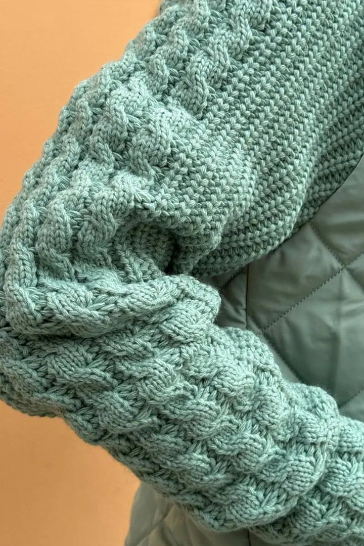 Esmée Herfst Gebreide Jas – Stijlvolle Warmte voor Frisse Dagen