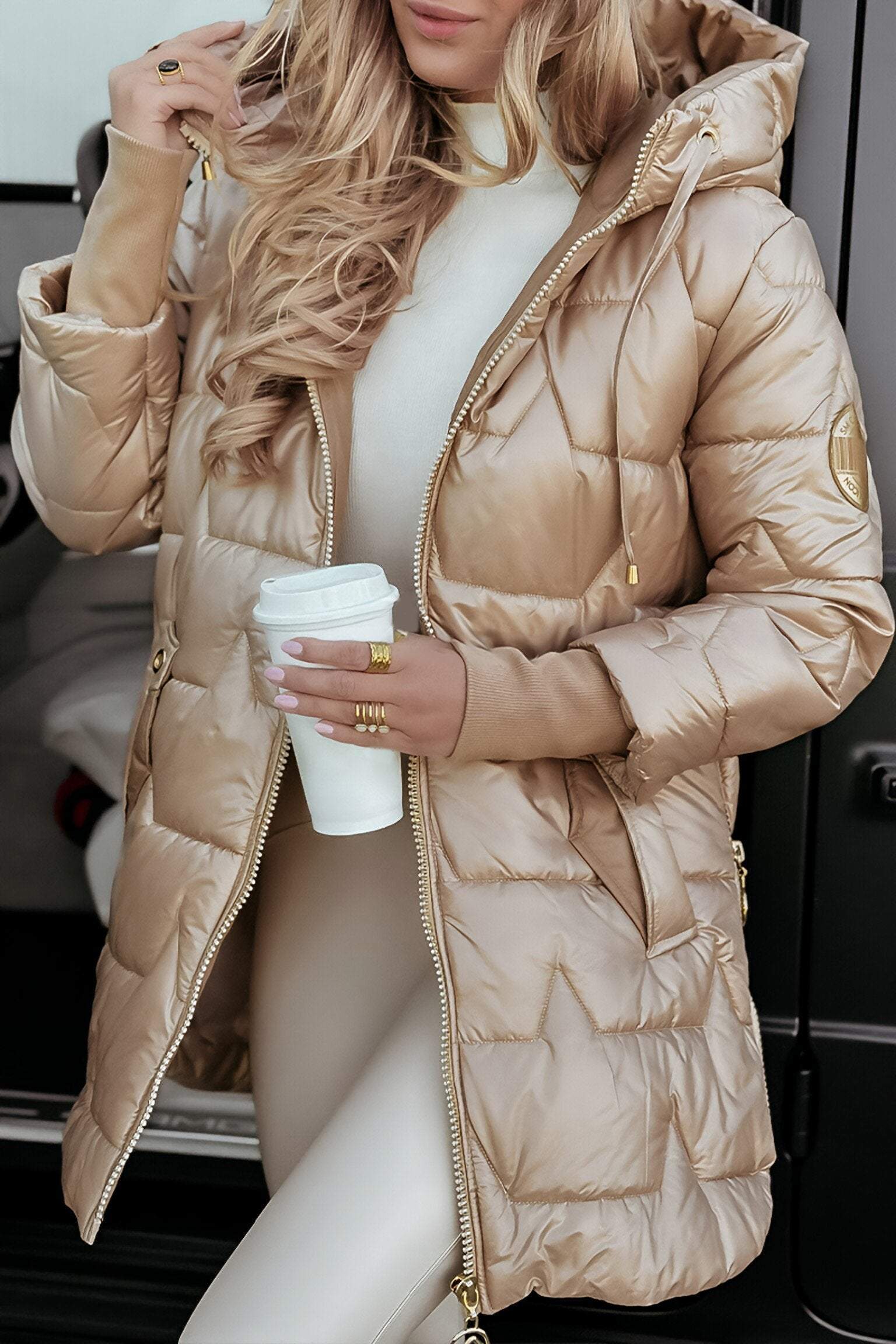 Cédrine Hooded Coat – warme damesjas met praktische kap en tijdloze herfststijl