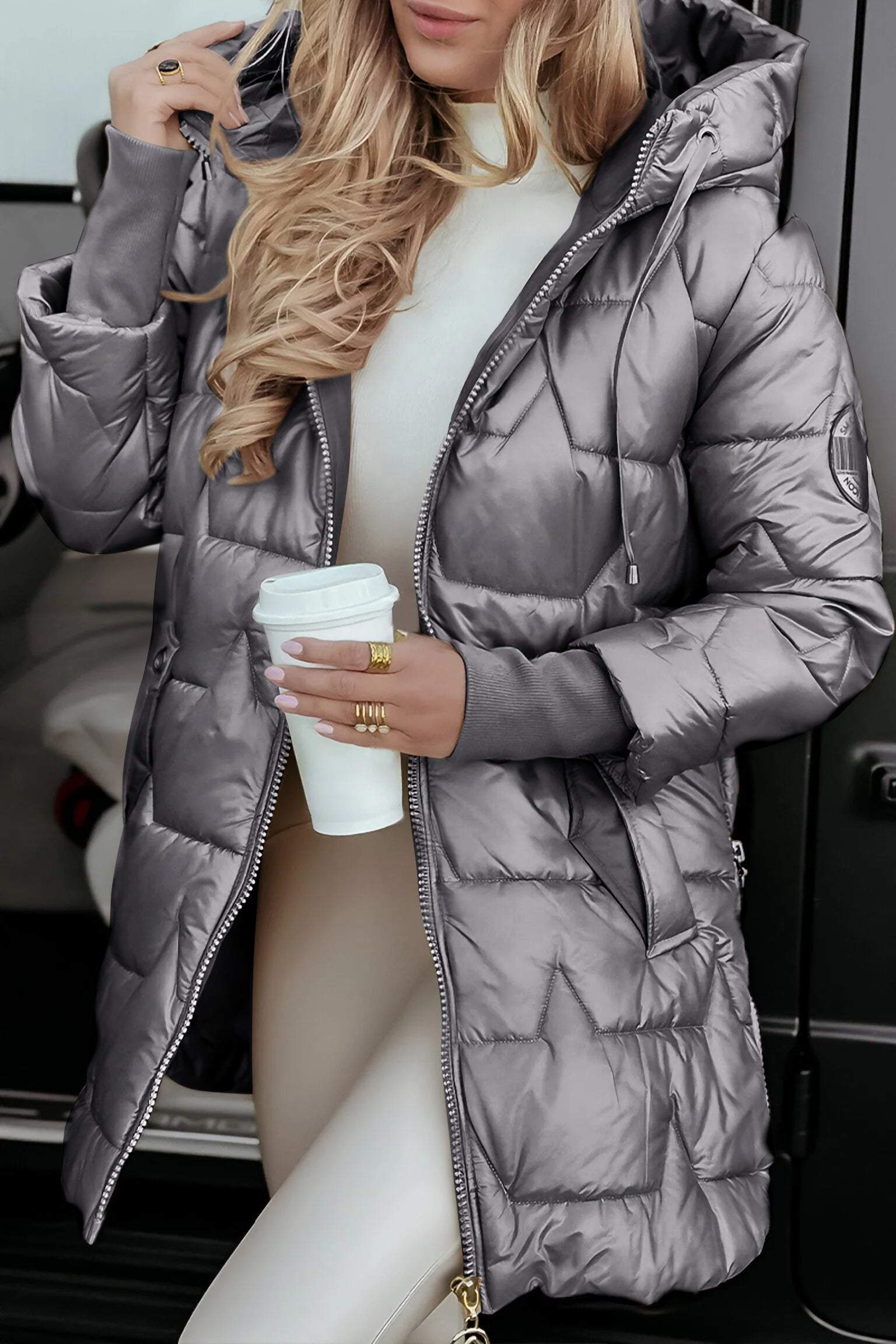 Cédrine Hooded Coat – warme damesjas met praktische kap en tijdloze herfststijl