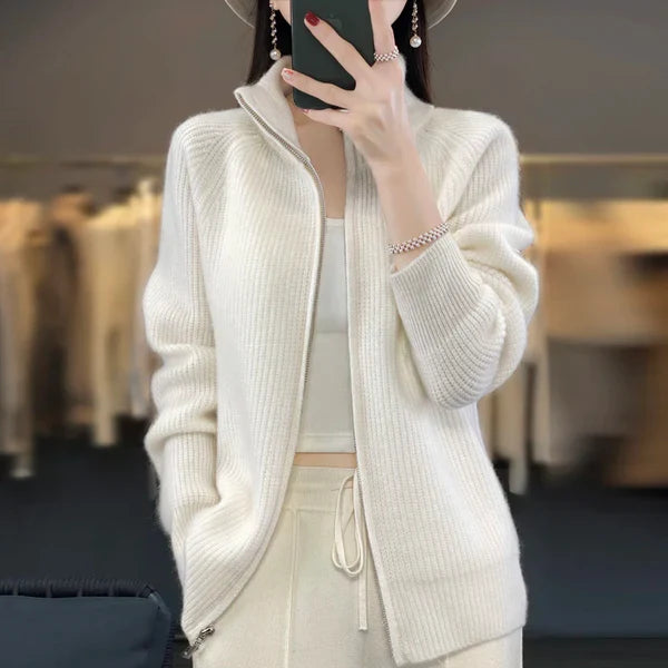 Noelle Wolblend Cardigan – Luxe Warmte met Tijdloze Elegantie