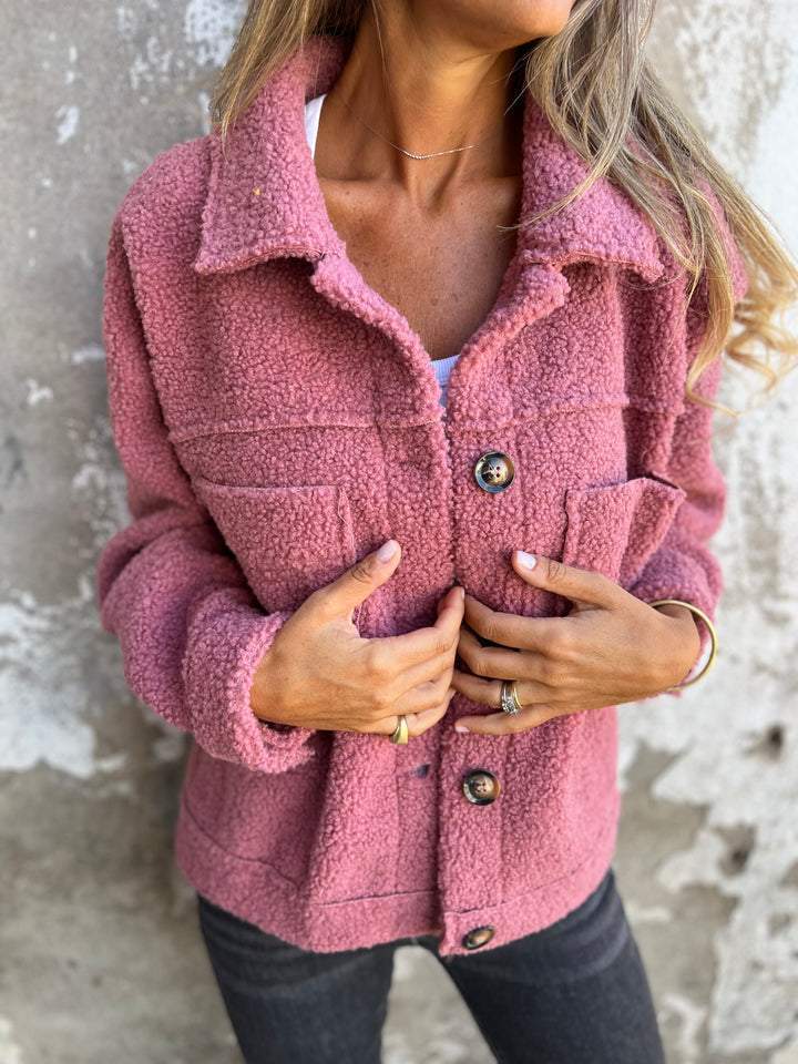 Aurélise Autumn Coat – stijlvolle damesjas met elegante snit en praktische details