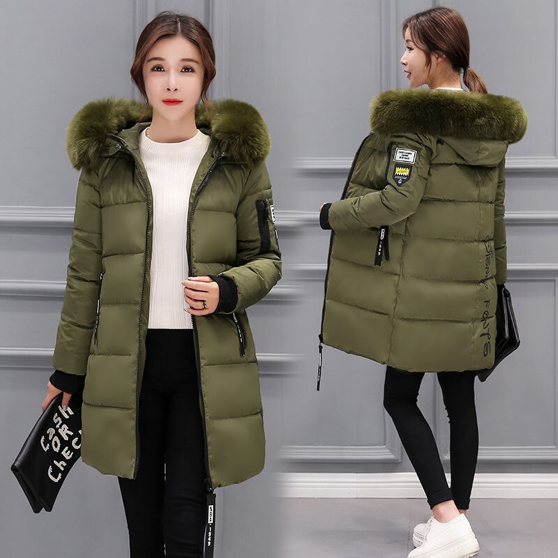 Elysiane Winterjas – Warme Damesjas met Capuchon en Elegante Bontkraag