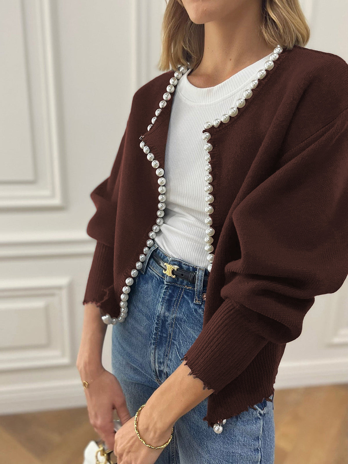 Elodie – Cardigan met Parelaccenten en Elegante Details