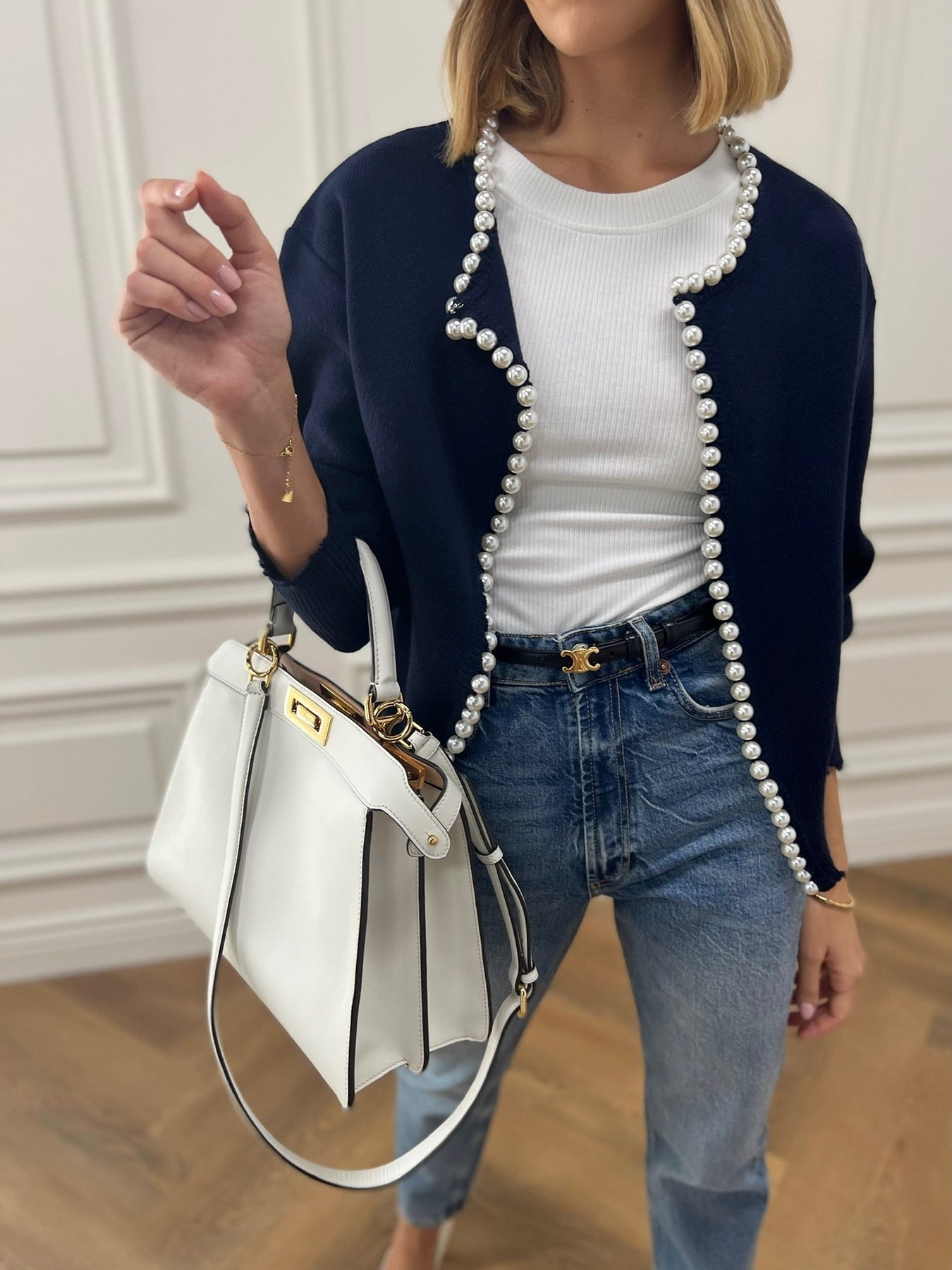 Elodie – Cardigan met Parelaccenten en Elegante Details