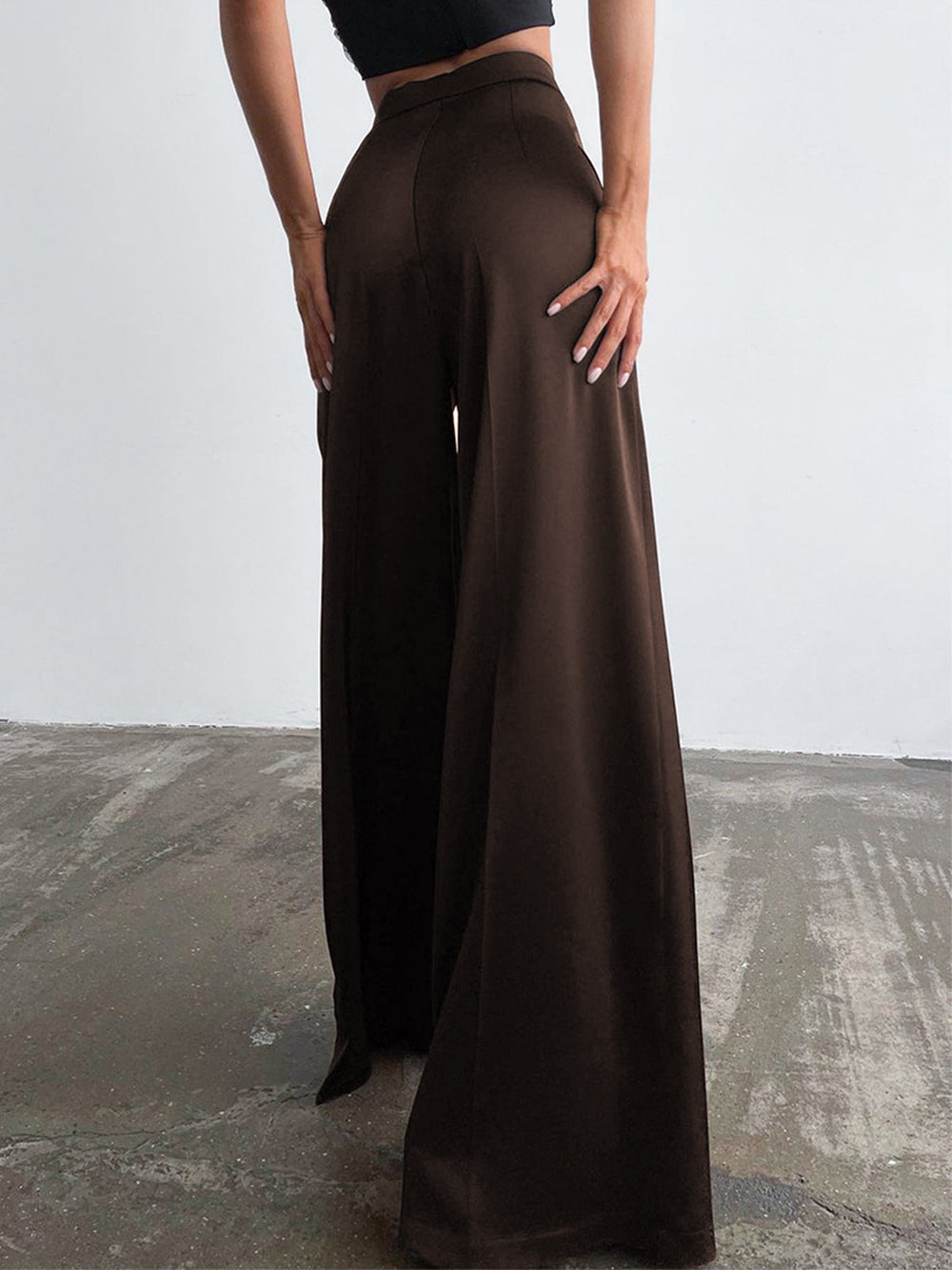 Sorviana – Wijde Satijnen Broek voor Dames | Luxe Glans & Moeiteloze Stijl