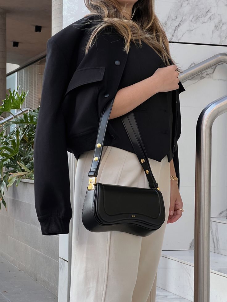 Seliora Vegan Leren Schoudertas – Elegant, Tijdloos & Functioneel