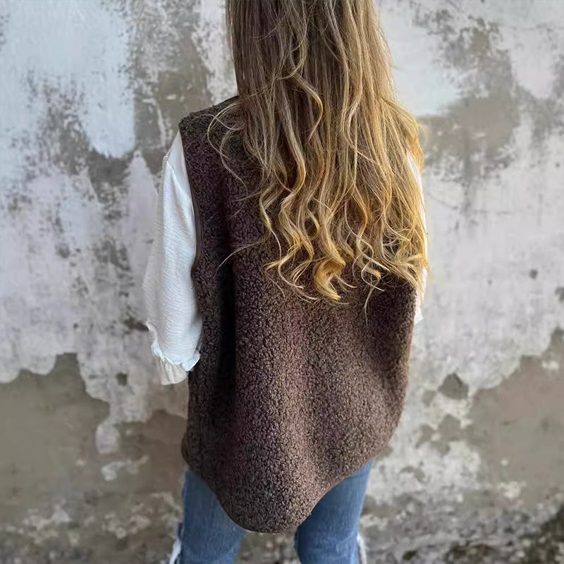 Juliane – Mouwloos Damesvest | Tijdloos, Elegant & Veelzijdig