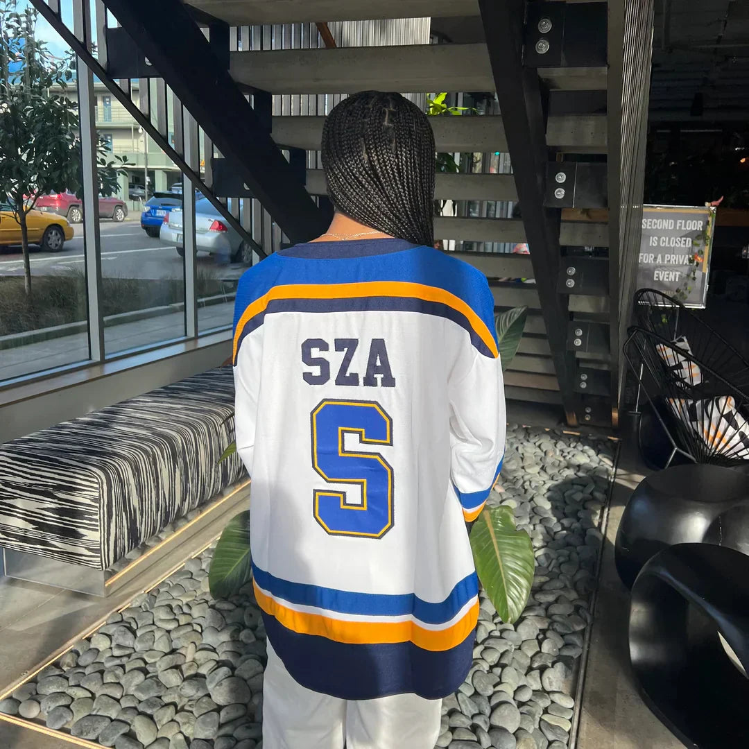 Zerina Oversized Jersey – De Viral Must-Have van dit Seizoen