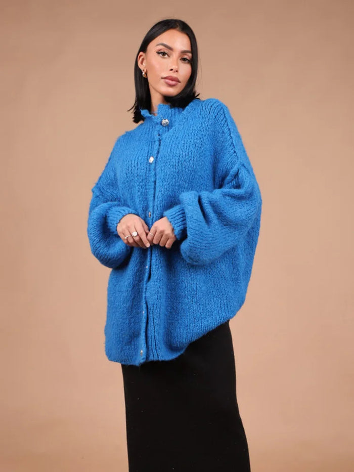 Fenoura – Oversized dames cardigan met luxe gouden details